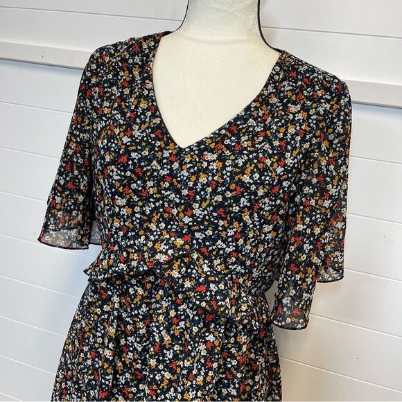 Manydress Floral V-Neck Dress Size Medium - Picture 4 of 11